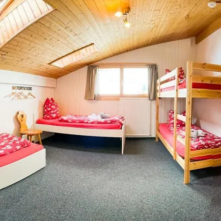 Heuberge Hotel *